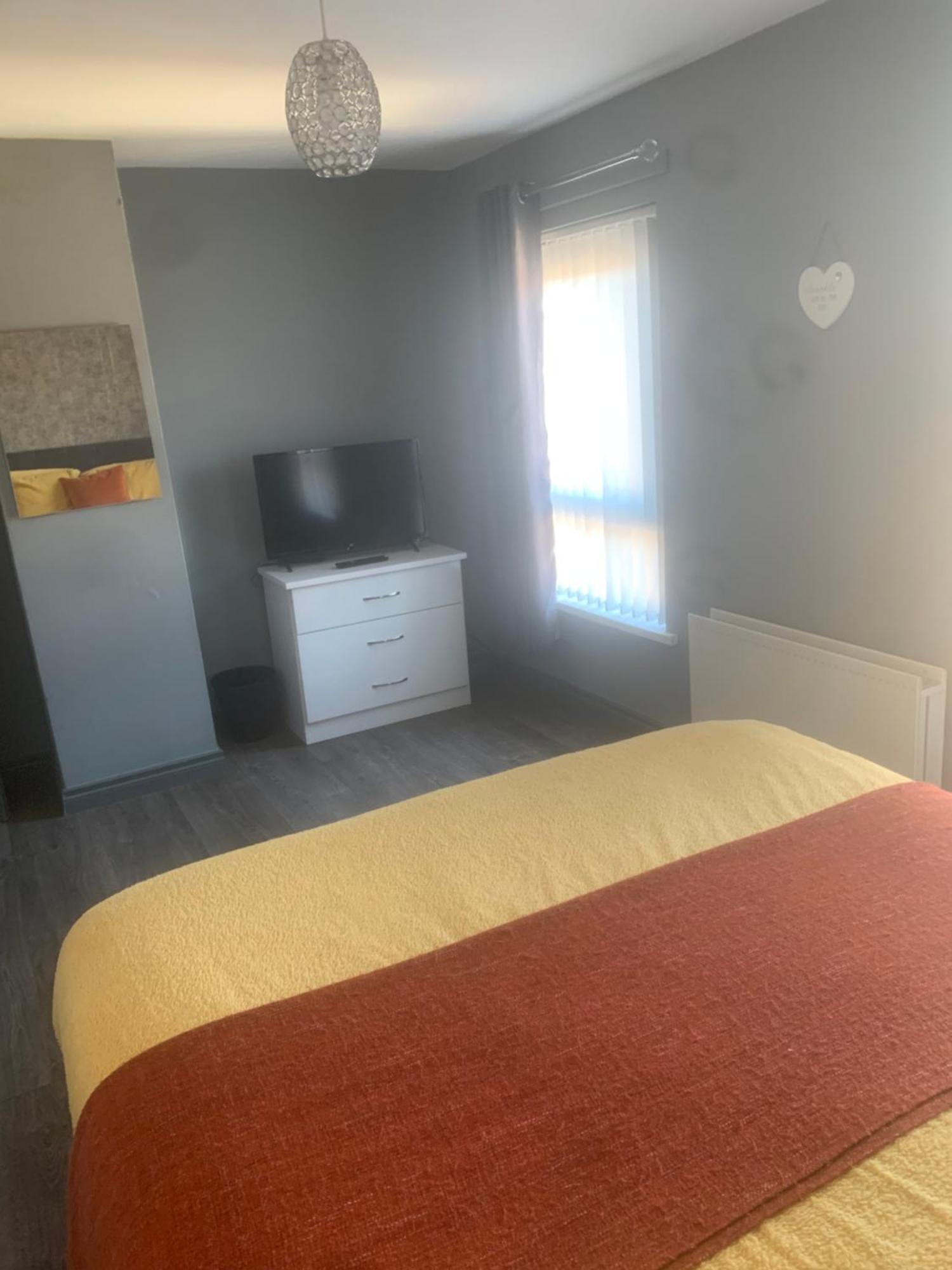 2 Bedroom House Belfast City Екстер'єр фото